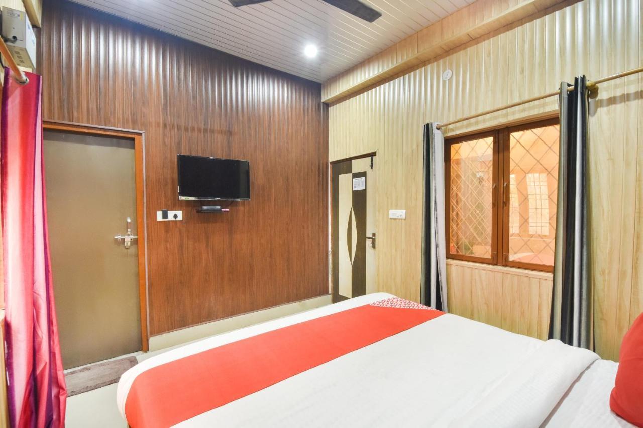 Oyo Flagship Yuvraj Inn Rajpur Exterior photo